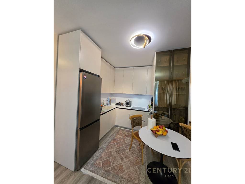 Shitet apartament 2+1+2 ne Fiori Di Bosko 2
