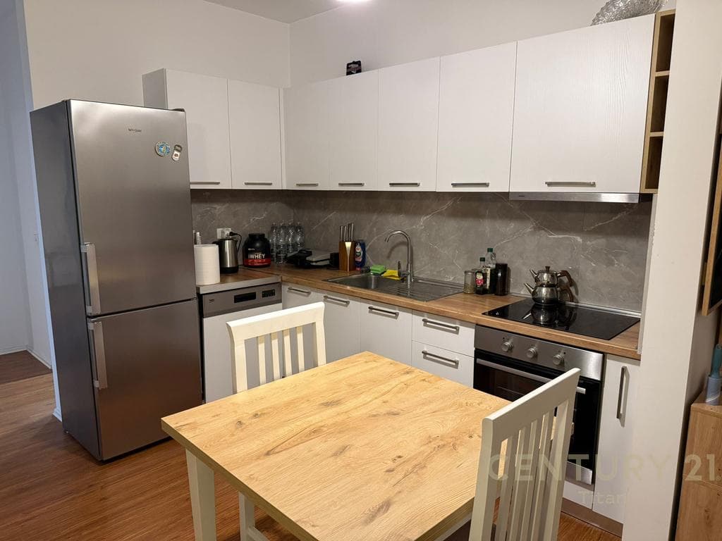 Apartament 2+1 + 2 tualete per qira te Fiori di Bosko. 3