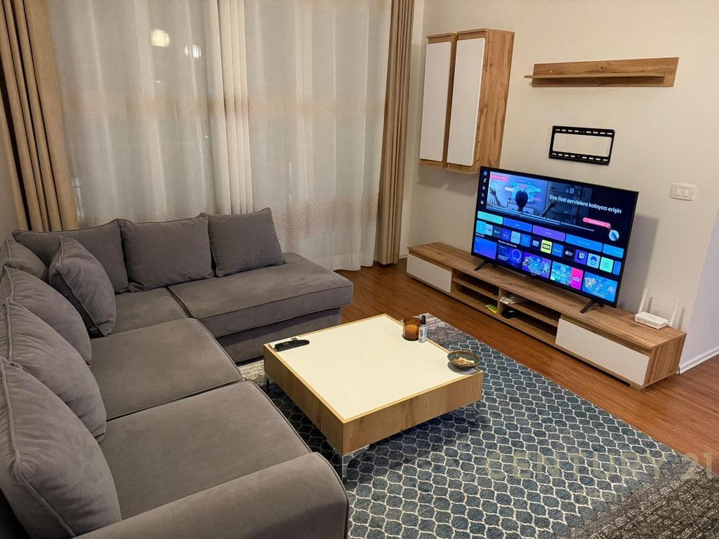 Apartament 2+1 + 2 tualete per qira te Fiori di Bosko.