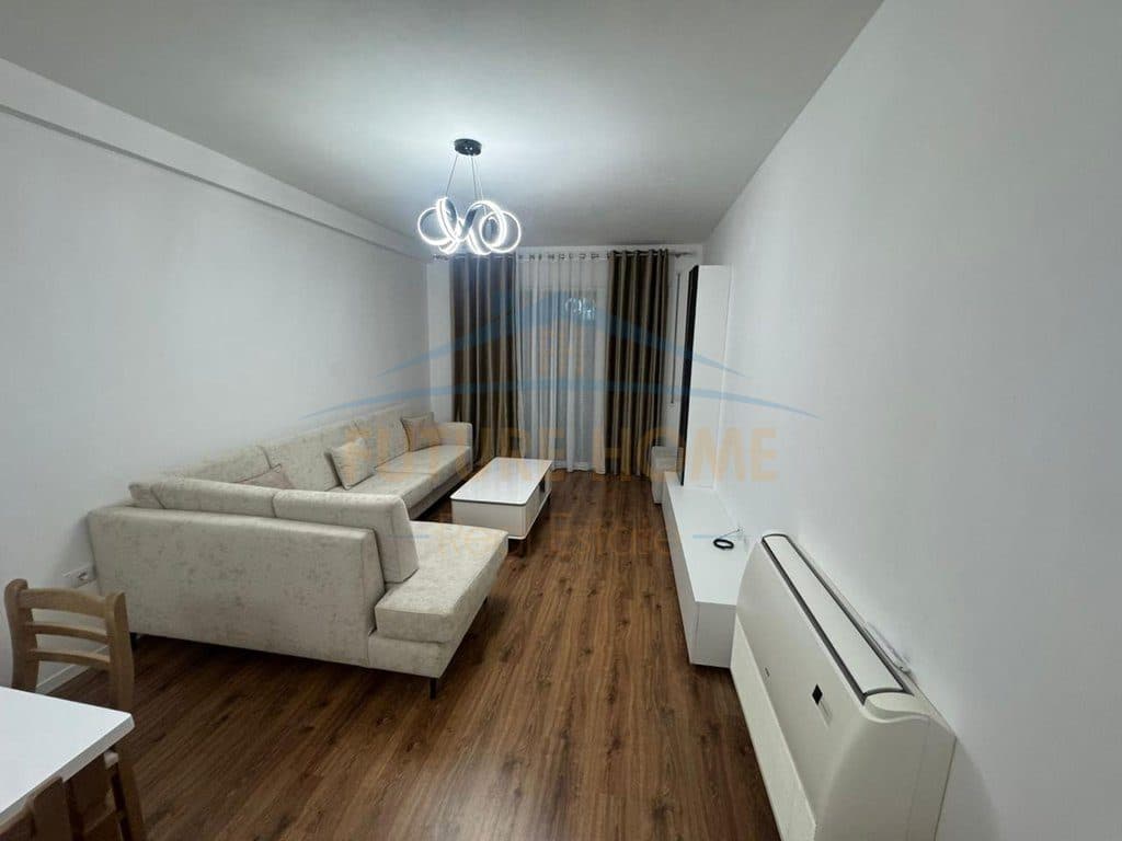 Shitet, Apartament 1+1, Kompleksi E-88, Laprakë