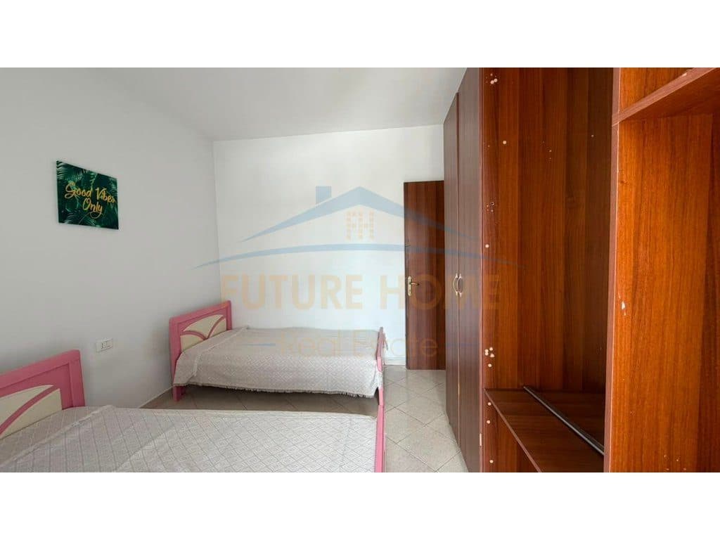 Shitet Apartament 3+1+2 ne Astir, Unaza e Re 4