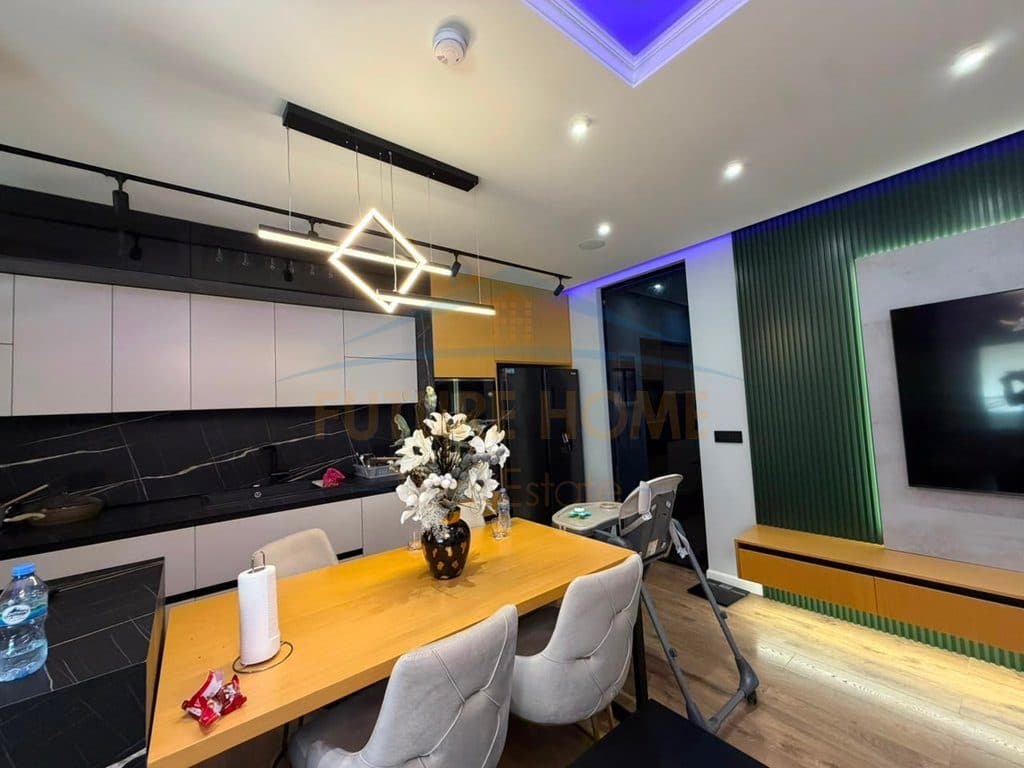 Shitet, Apartament 2+1+Post Parkimi, Ish-Fusha e Aviacionit 2