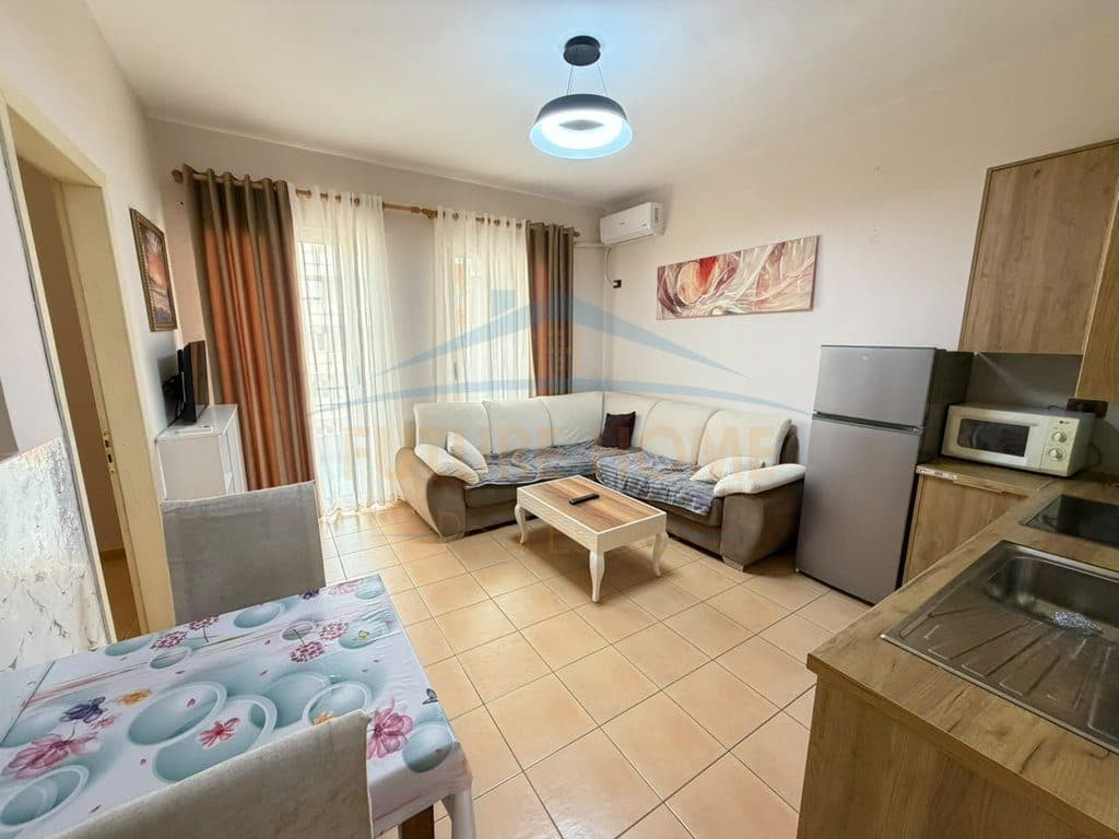 Shitet, Apartament 2+1, Yzberisht, Tiranë
