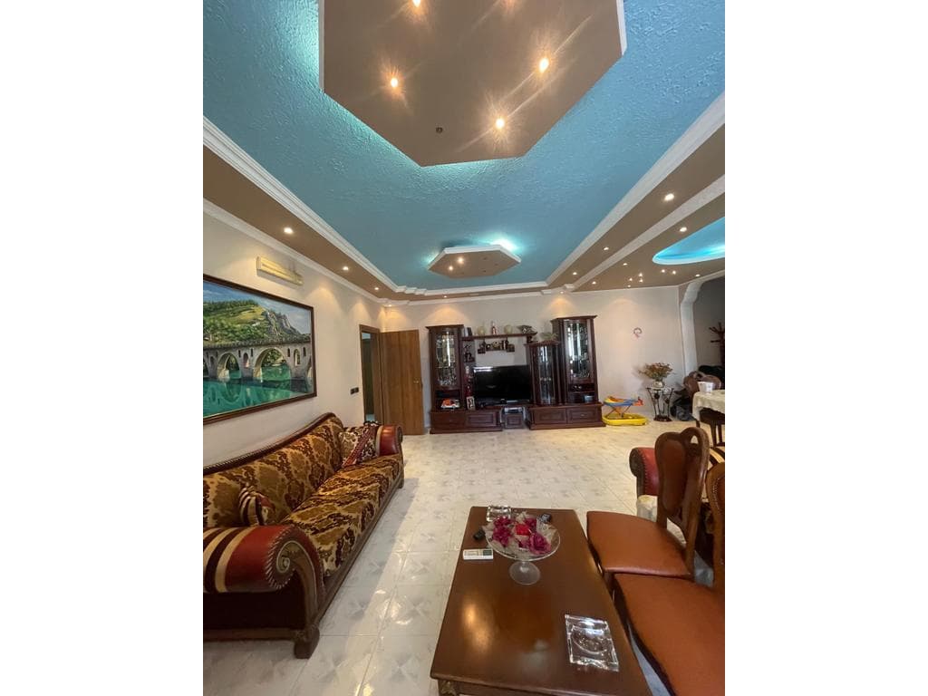 Shitet, Apartament 2+1+2, Irfan Tomini, Tiranë 3