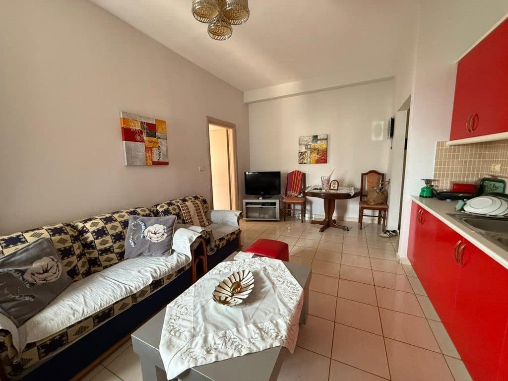 Shitet, Apartament 1+1, Sarande. 2