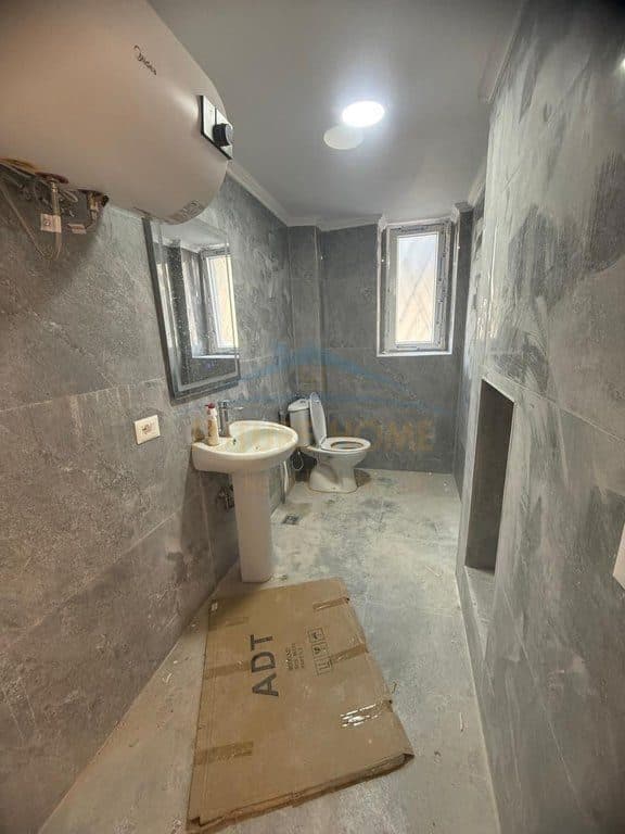 Qira, Hapësira Biznesi, Xhanfize Keko, Tiranë 3