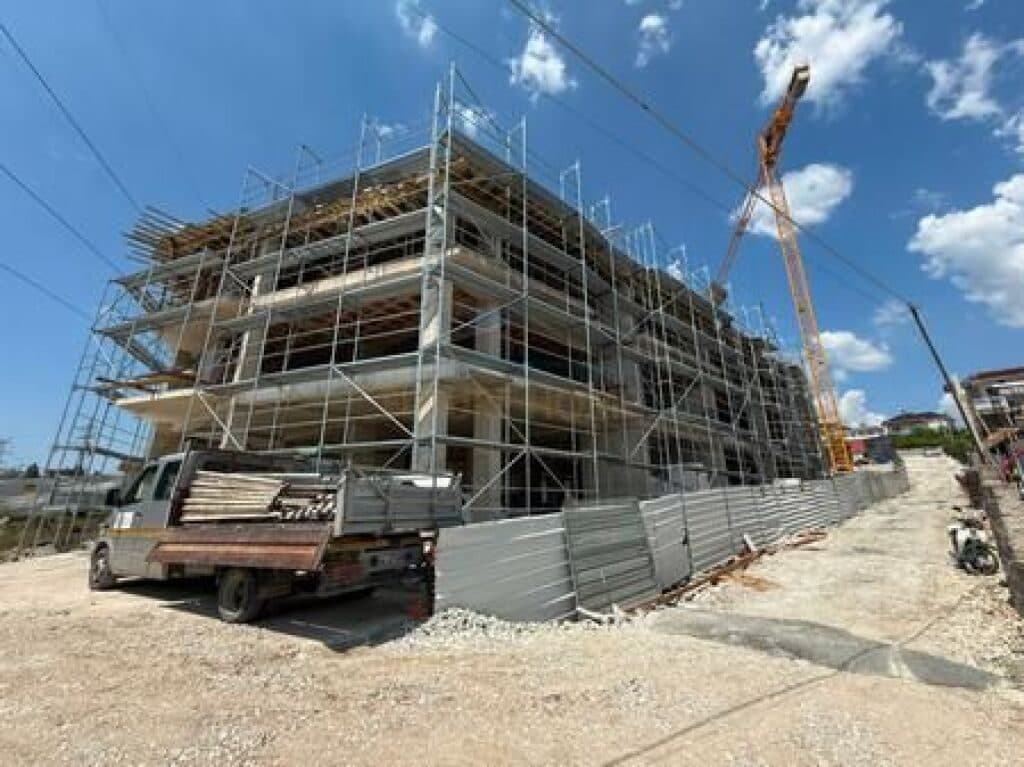 Në shitje, Apartament 1+1, Paskuqan