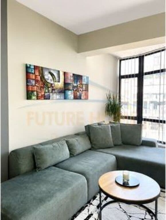 Në shitje, Apartament 2+1, Rruga Kavajë. 2