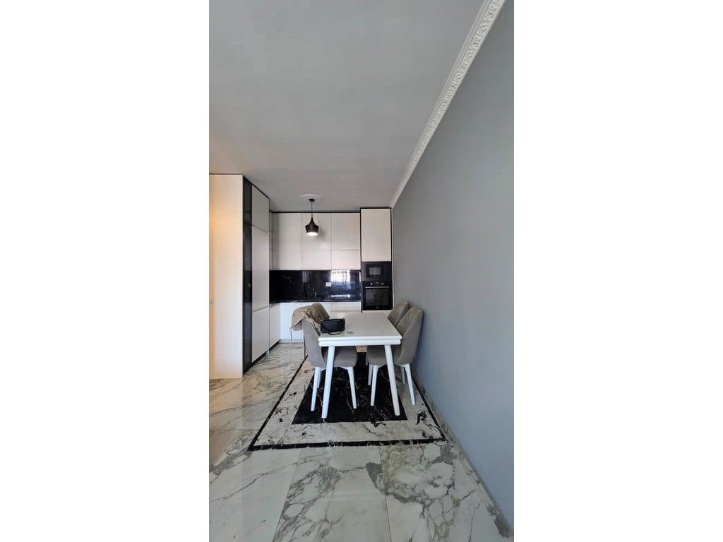 Qera, Apartament 2+1,Rruga e Dibres, Tirane. 3