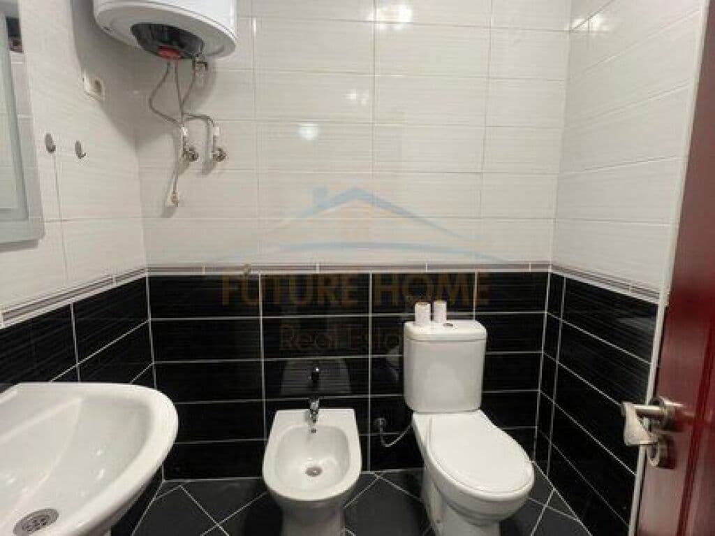 Qira, Apartament 2+1+2, Unaza e Re, Tiranë