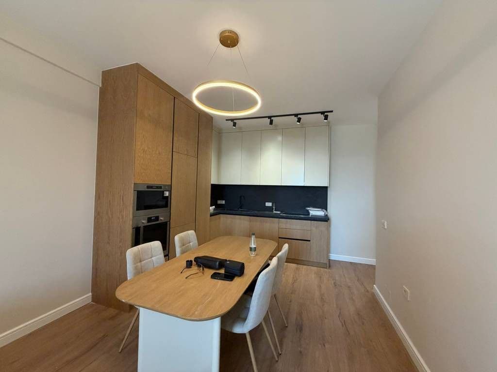 Qira, Apartament 2+1+2, Golden Tower Residence, Tiranë. 4