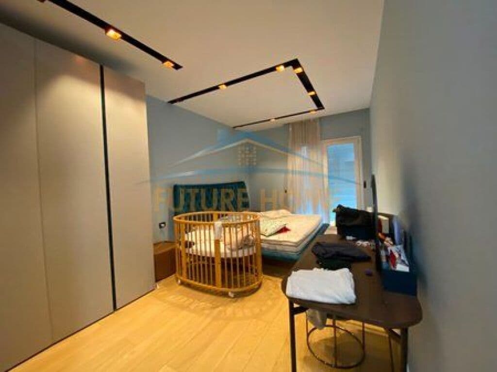Në shitje, Apartament 3+1+2, Kopshti Botanik