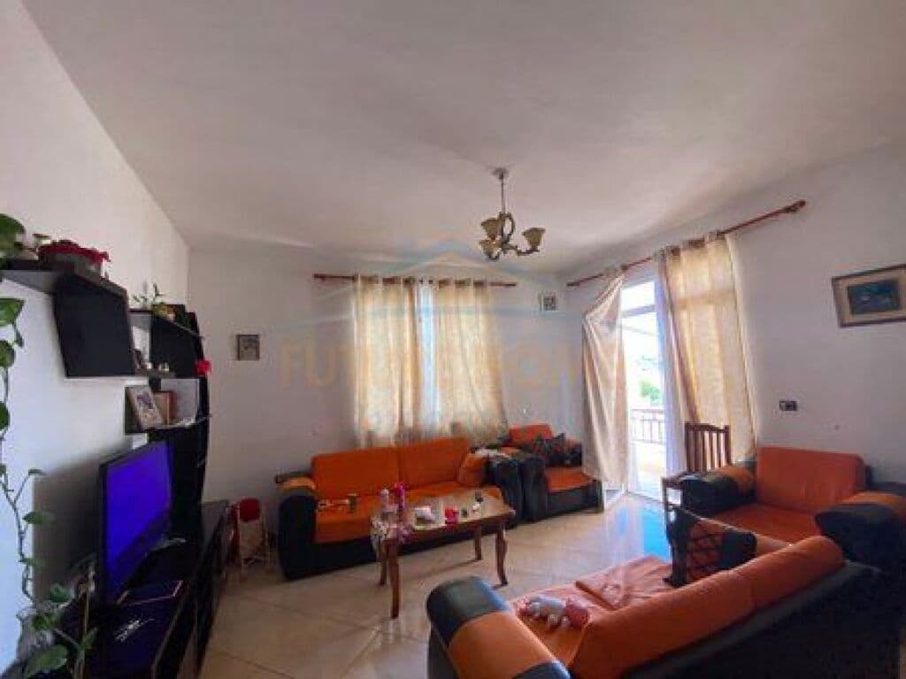 Në shitje, Shtëpi Private, Sauk, Tiranë. 2