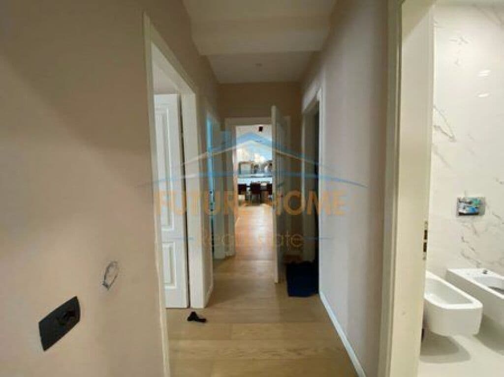 Në shitje, Apartament 3+1+2, Kopshti Botanik 3