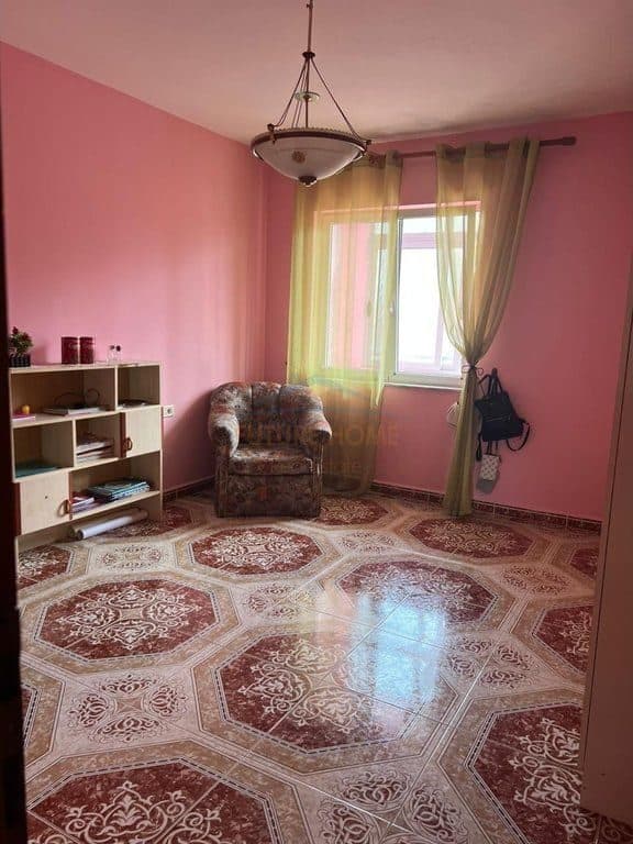 Në shitje, Apartament 2+1, Rruga "Kongresi Manastirit", Tiranë. 3