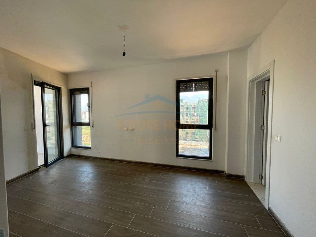 Qira, Apartament 2+1+2, Kompleksi Ndregjoni, Tiranë 2
