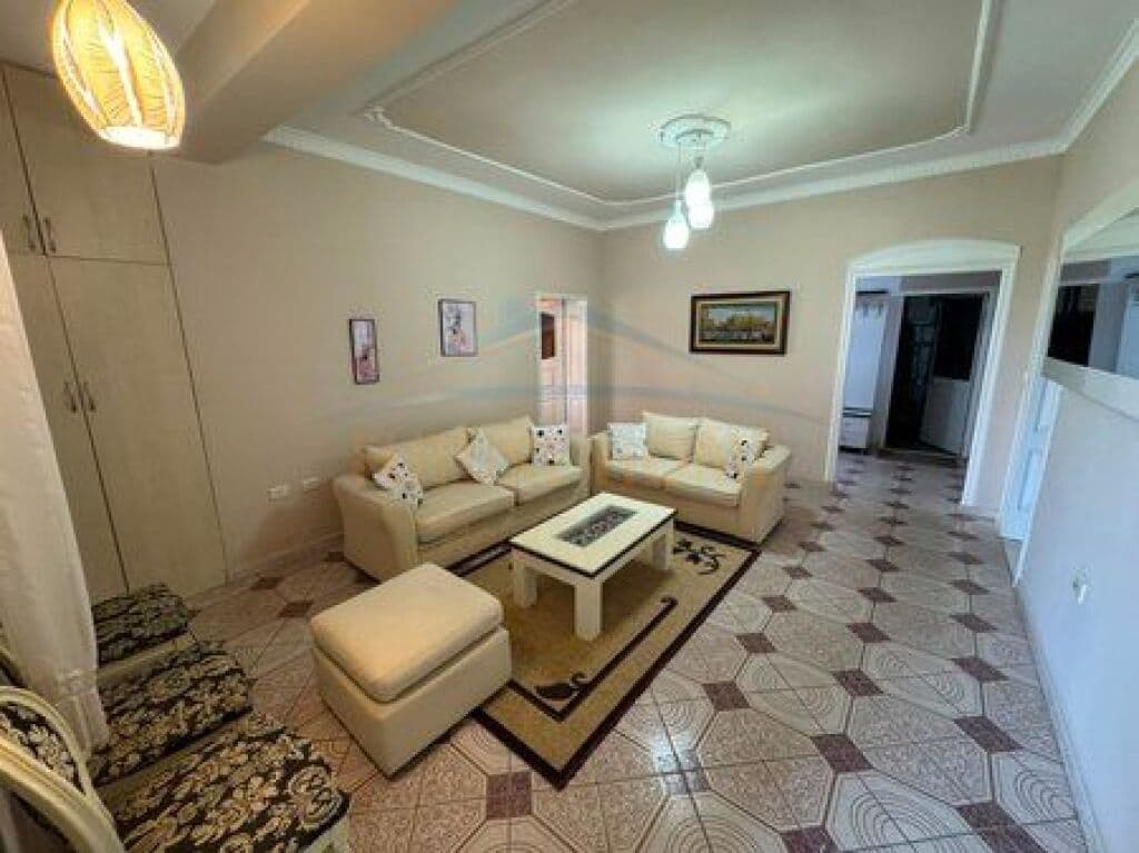 Qira, Apartament 2+1+2+ Vend Parkimi, Sauk 2