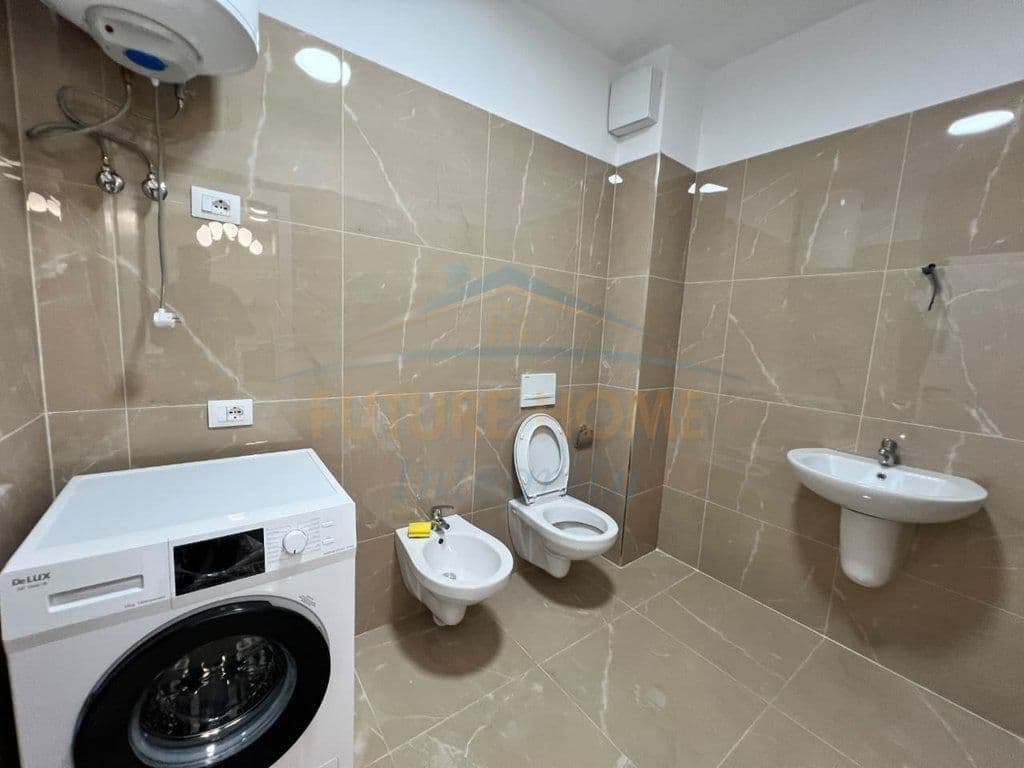 Qira, Apartament 1+1+Vend Parkimi, Kompleksi E88, Tiranë. 2