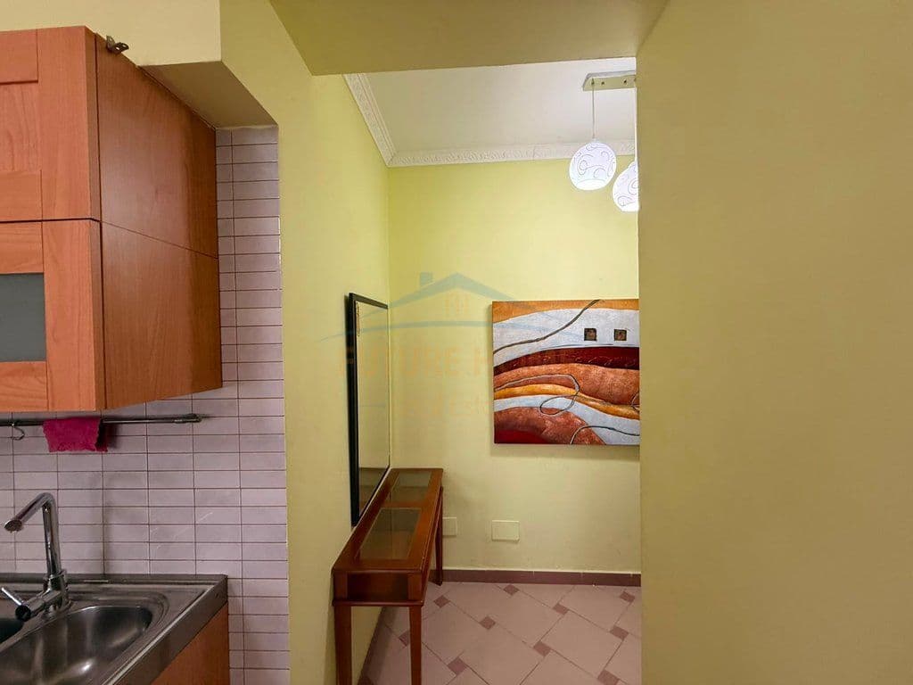 Qira, Apartament 1+1+Studio, Rruga Bogdaneve 3