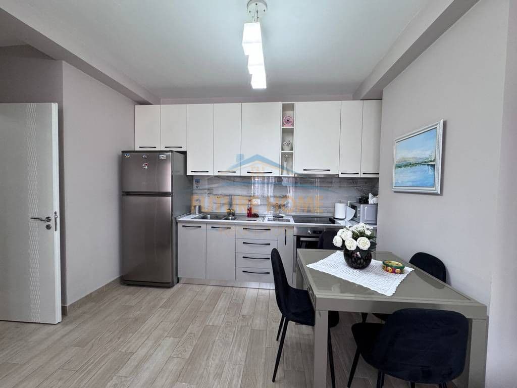 Qera, Apartament 2+1, Kontakto! 3