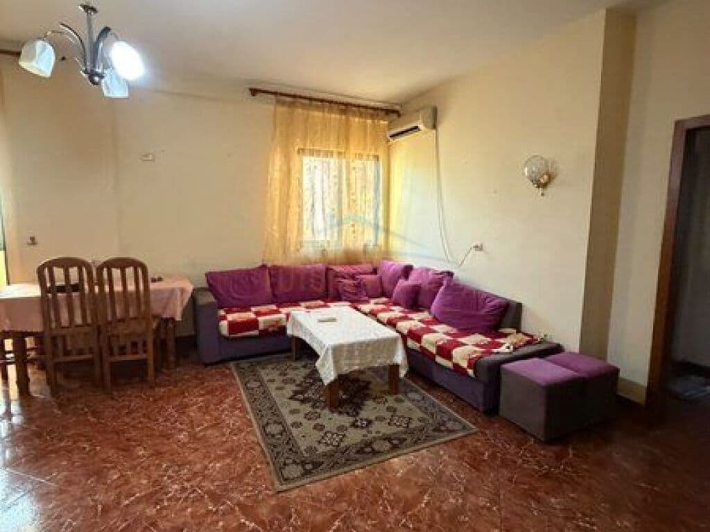 Qira, Apartament 1+1, Stadiumi “Dinamo”, Tiranë