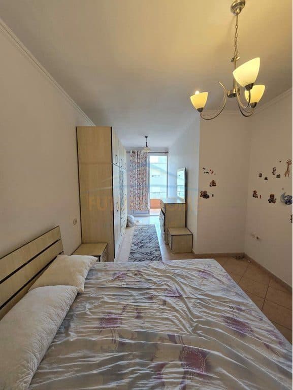 Në shitje, Apartament 2+1, Rruga e Re 4