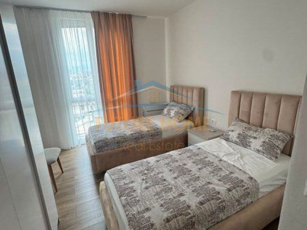 Jepet me qira, Apartament 2+1+2+2 Vende Parkimi, Paskuqan 3
