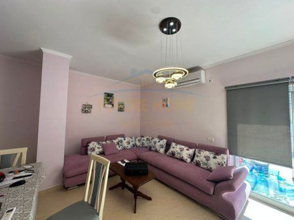 Në shitje, Apartament 2+1, Fresku, Tiranë.