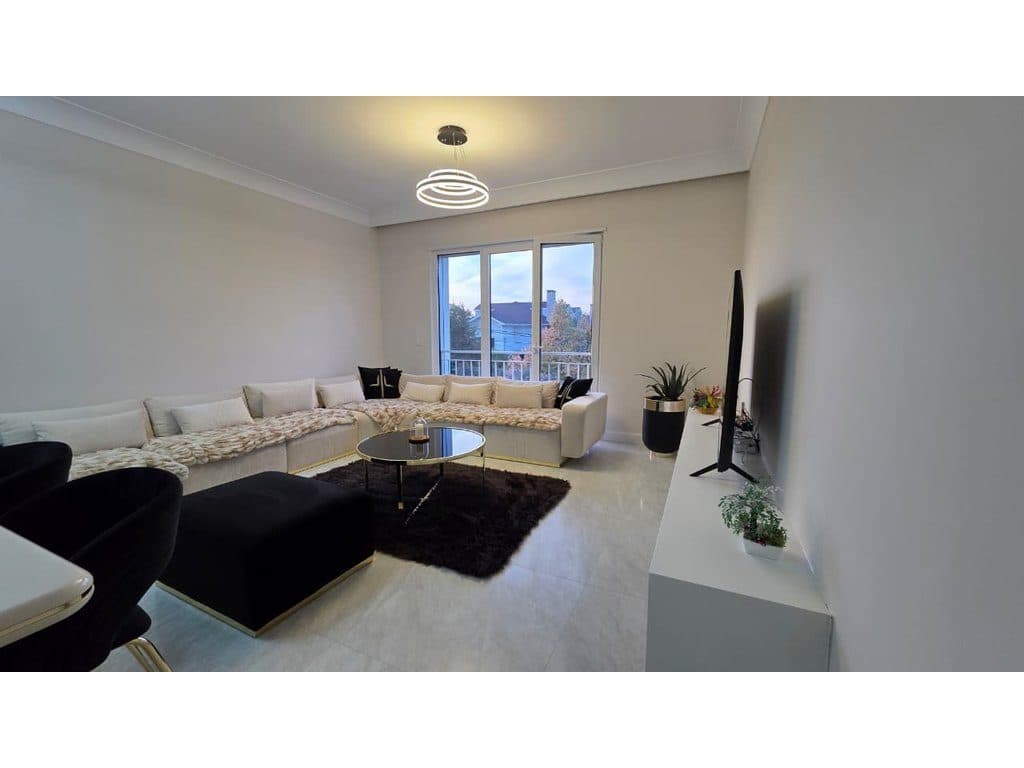 Shitet, Apartament 2+1+2+Post Parkim, Teg, Tiranë. 3
