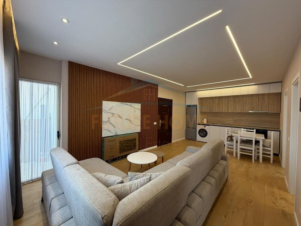 Në shitje, Apartament 2+1, Misto Mame 4