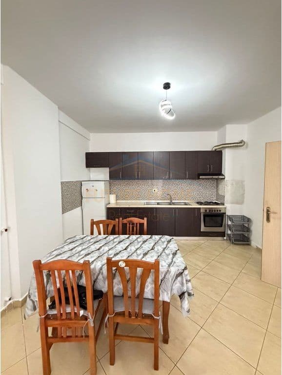 Qira, Apartament 2+1+2 2