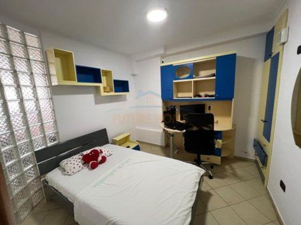 Qira, Apartament 3+1+2, Ish Parku i Autobusëve 4