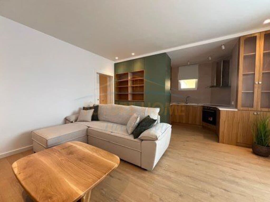 Jepet me qira, Apartament 1+1, Shkolla e Baletit, Tiranë. 2