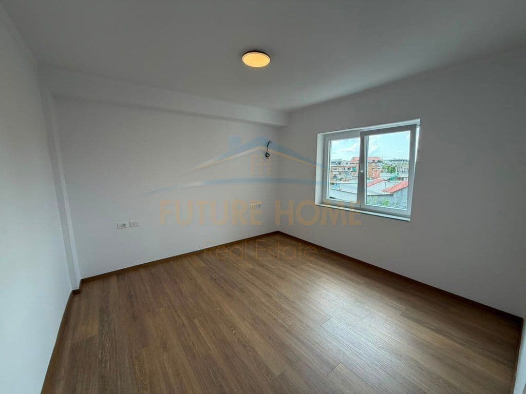 Në shitje, Apartament 1+1, Rruga e Dibrës, Tiranë. 2
