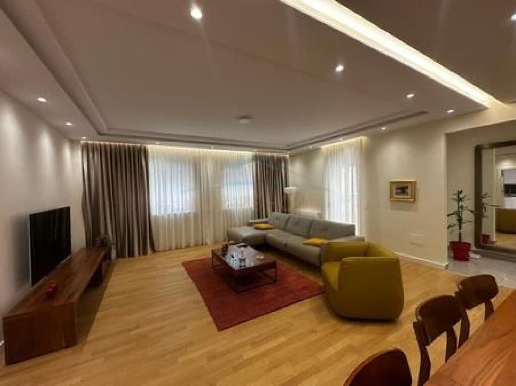 Jepet me qira, Apartament 3+1+3 + Vend Parkimi, Rezidenca Touch of the Sun, Tiranë