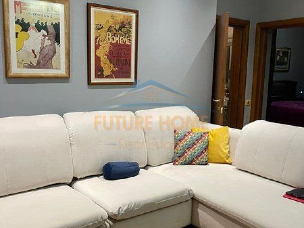 Në shitje, apartament 2+1+2, Bllok 2