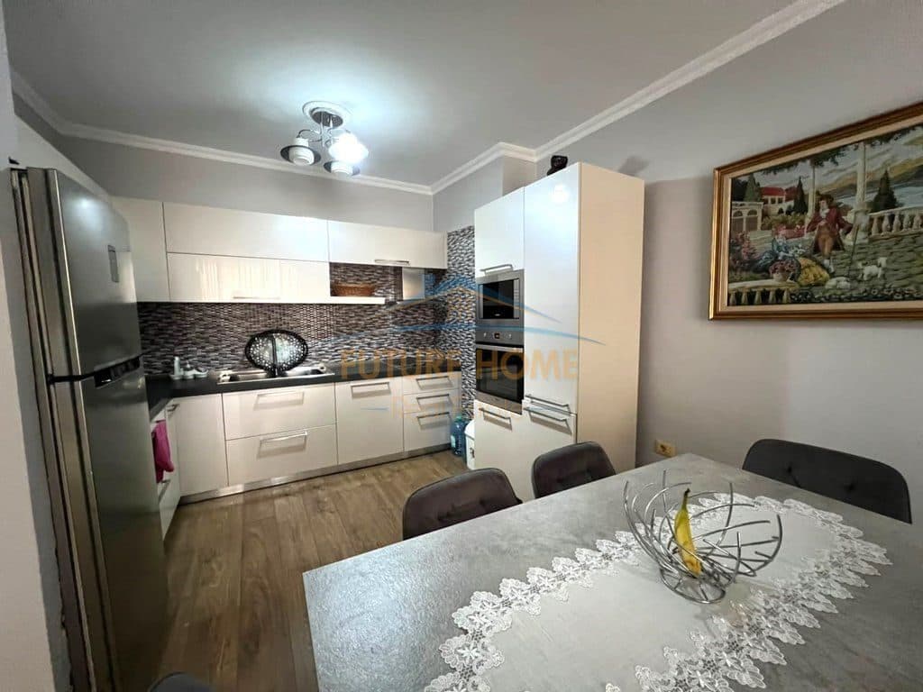 Jepet me qira, Apartament 2+1, pranë Nela 6, Yzberisht 4