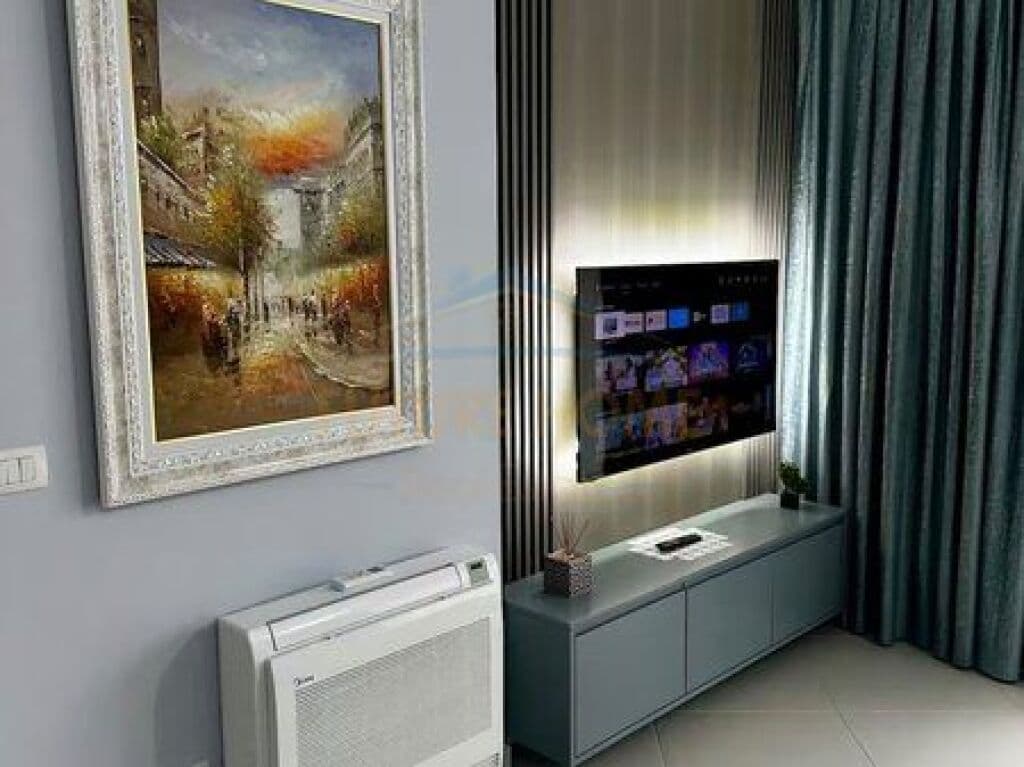 Qira, Apartament 1+1+Vendi për Parkim, Rruga e Barrikadave, Tiranë. 4
