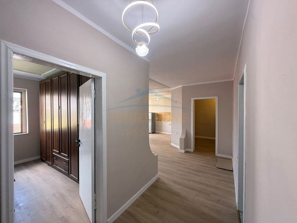 Në shitje, Apartament 2+1, Stadiumi Dinamo, Tiranë