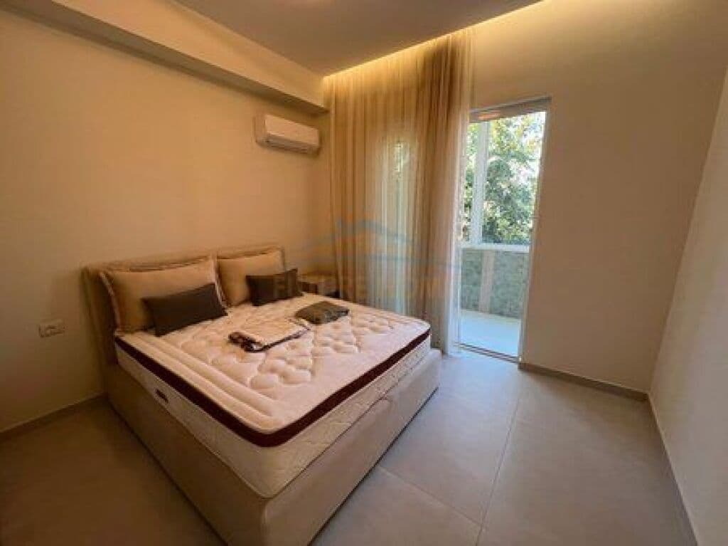 Qira, Apartament 2+1+ Vend Parkimi, Rruga e Dibres, Tiranë. 3