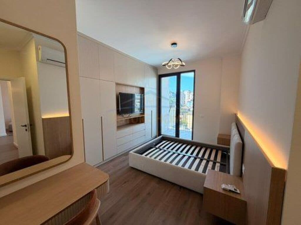 Qira, Apartament 2+1+2+ Vend Parkimi, Rezidenca Luksoze Altana, Rruga Kosovarëve, Tiranë. 3
