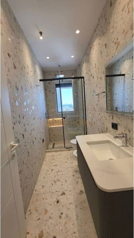 Jepet me qira, Apartament 1+1+Vendi Parkimi, Porcelan, Tiranë. 3