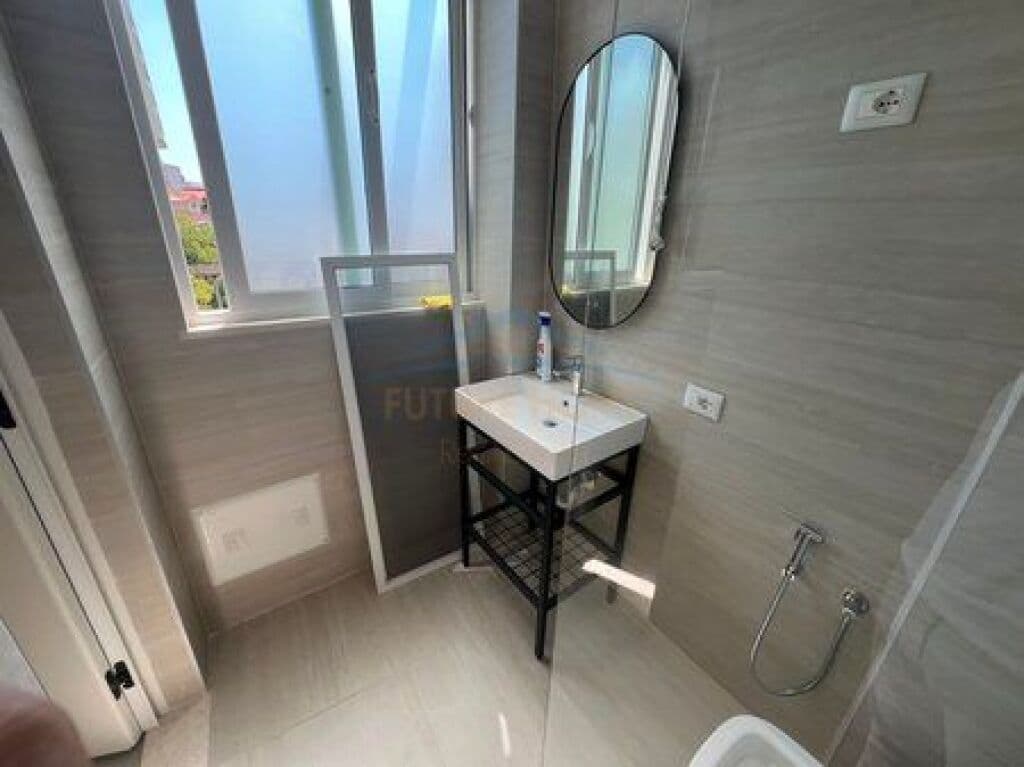 Jepet me qira, Apartament studio, Rruga e Dibres, Tiranë. 3