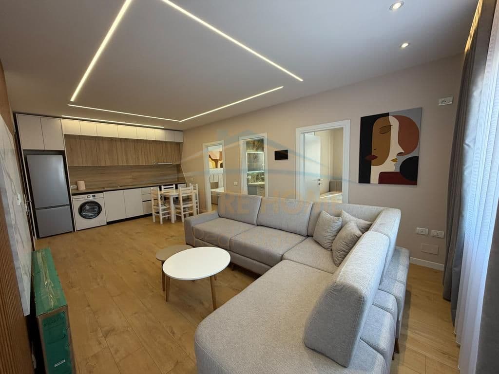 Në shitje, Apartament 2+1, Misto Mame 3