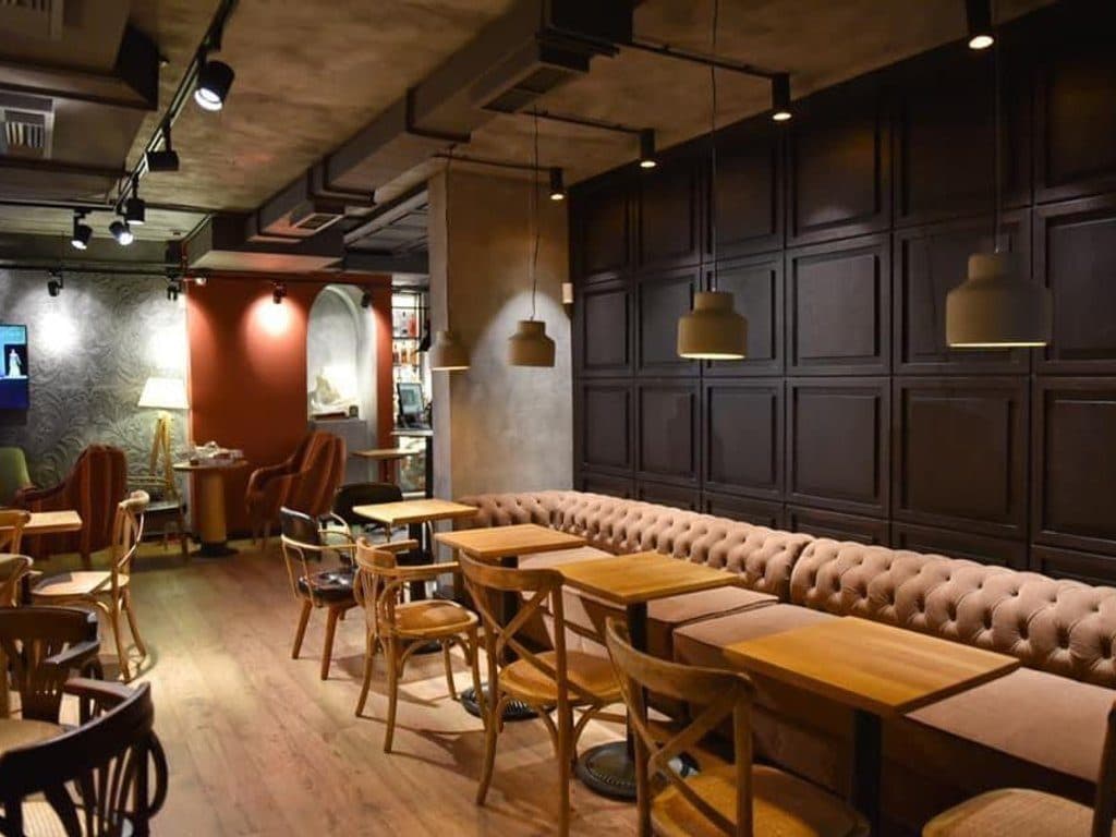 Qera, Bar-Kafe, Ish Ekspozita, Tirane