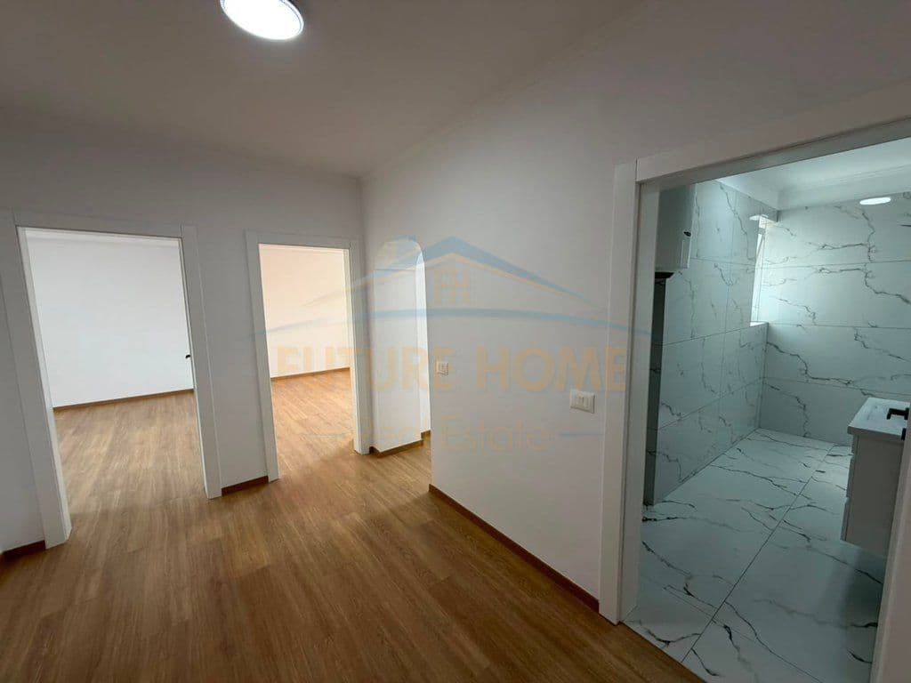 Në shitje, Apartament 1+1, Rruga e Dibrës, Tiranë. 3