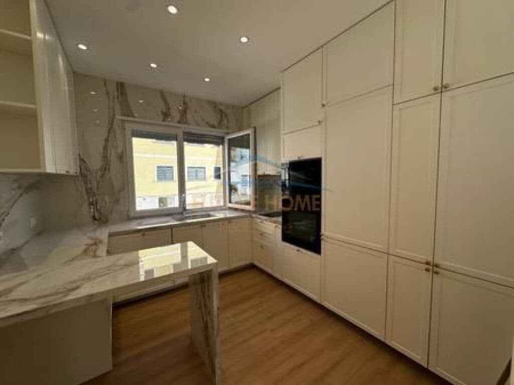 Në shitje, Apartament 2+1+2, Liqeni i Thatë, Tiranë. 3