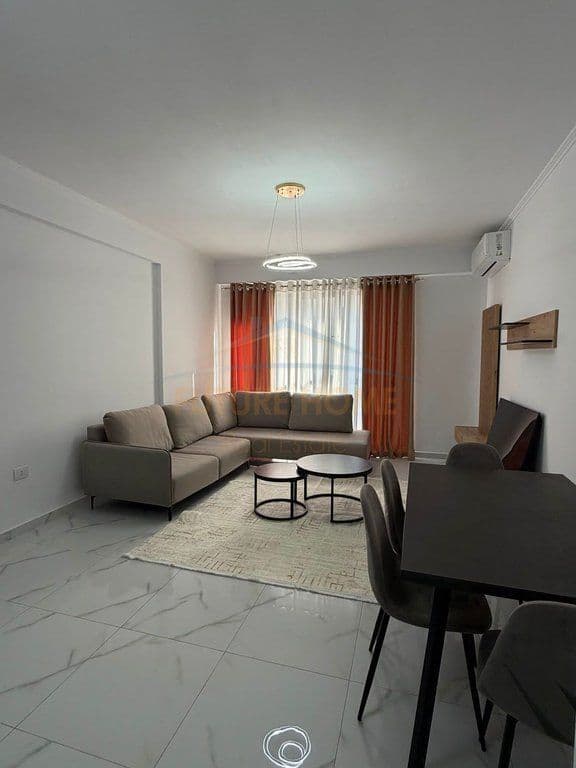 Qira, Apartament 1+1, Rruga e Re, Tiranë.
