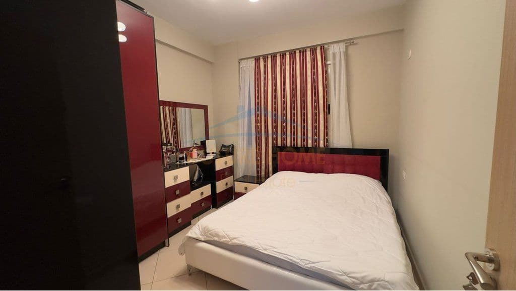 Në shitje, Apartament 1+1, Rruga Bedri Karapici, Tiranë. 3
