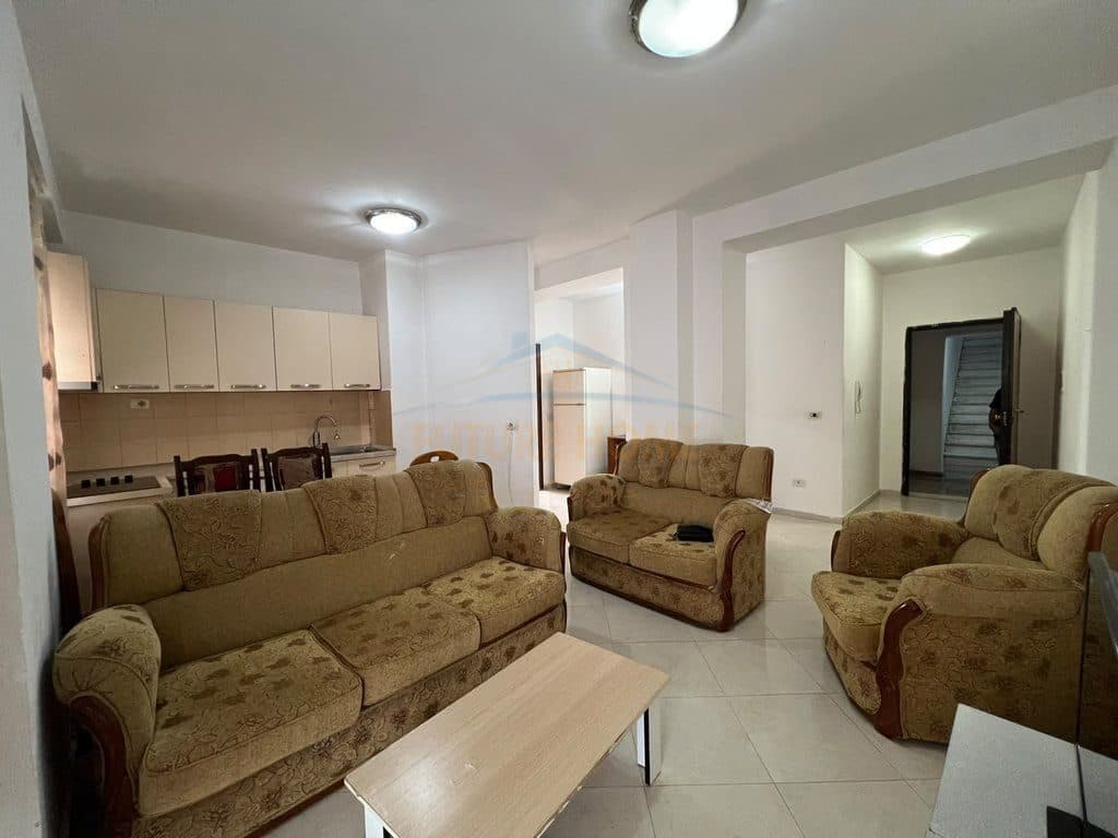 Në shitje, Apartament 1+1, Porcelan